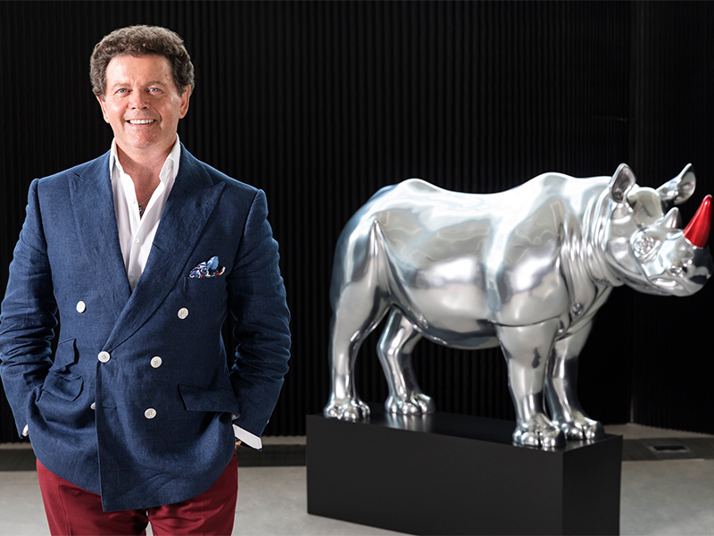 مجسّم فريد على شكل وحيد القرن ...  "لاند روڤر" تشارك في مبادرة لندنية لحماية وحيد القرن المهدد بالانقراض